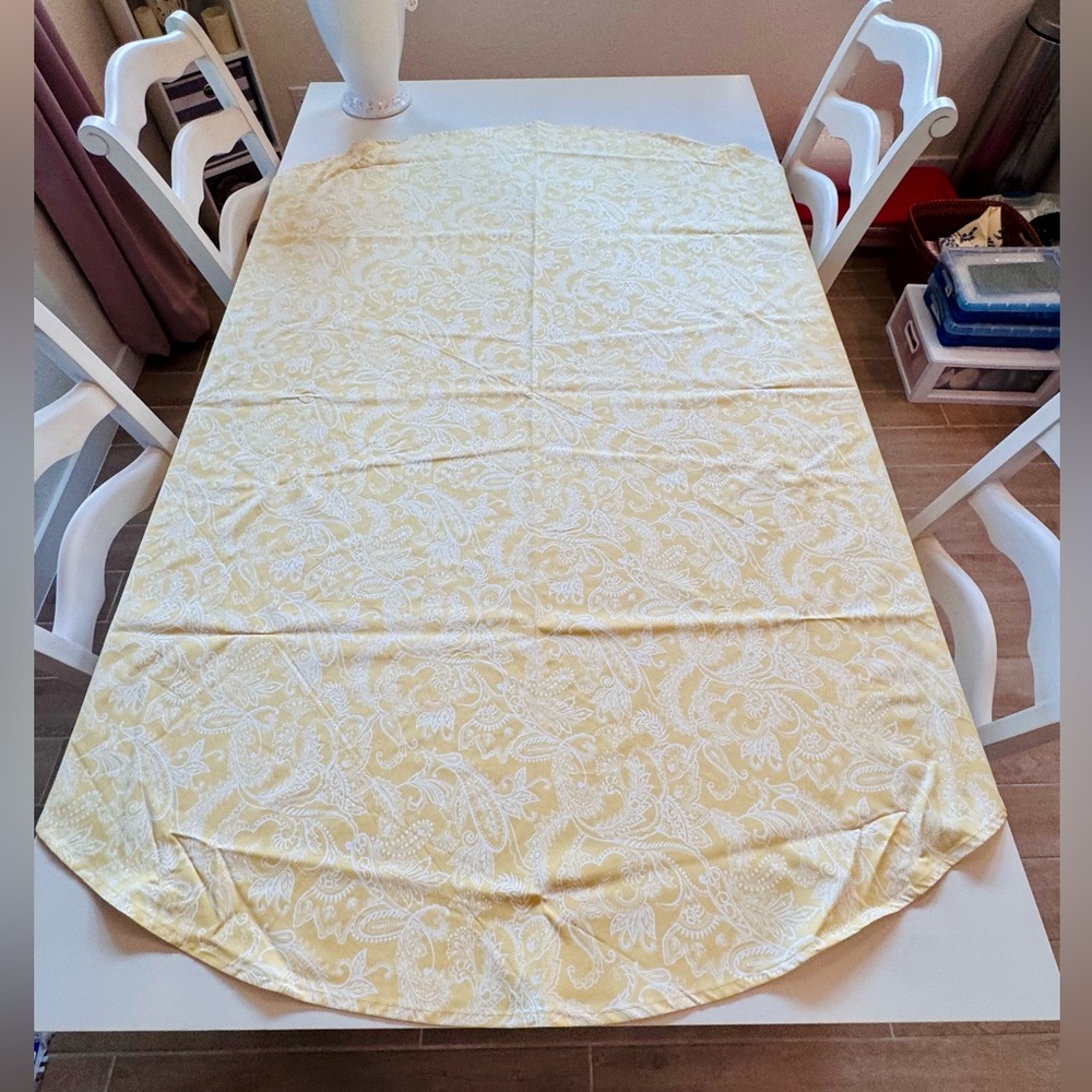 Round Yellow with White Paisley Tablecloth